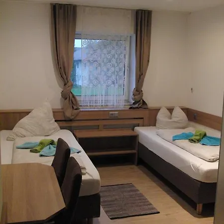 Remserhof 3*