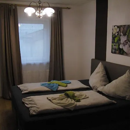 Remserhof 招待所 3*
